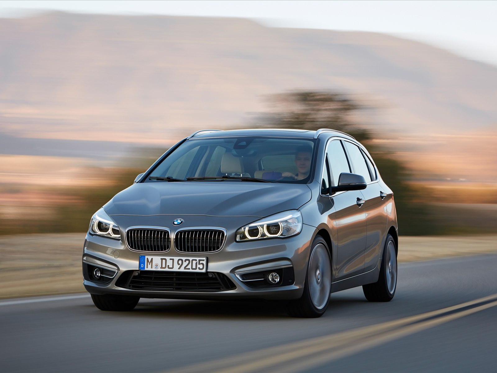 BMW 2-Series Active Tourer 2015