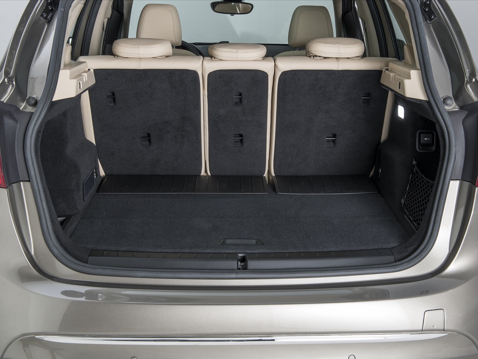BMW 2-Series Active Tourer 2015