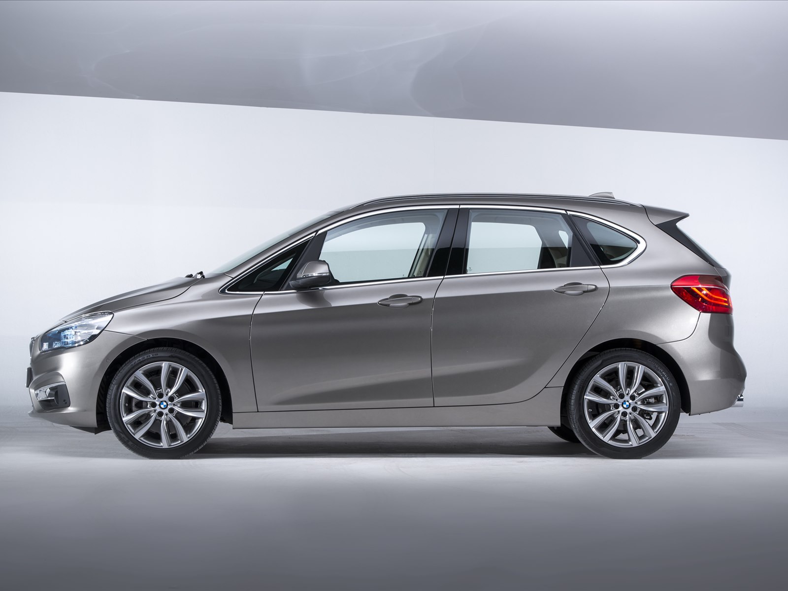 BMW 2-Series Active Tourer 2015
