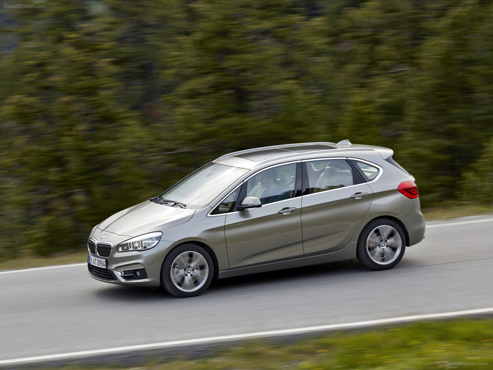 BMW 2-Series Active Tourer 2015