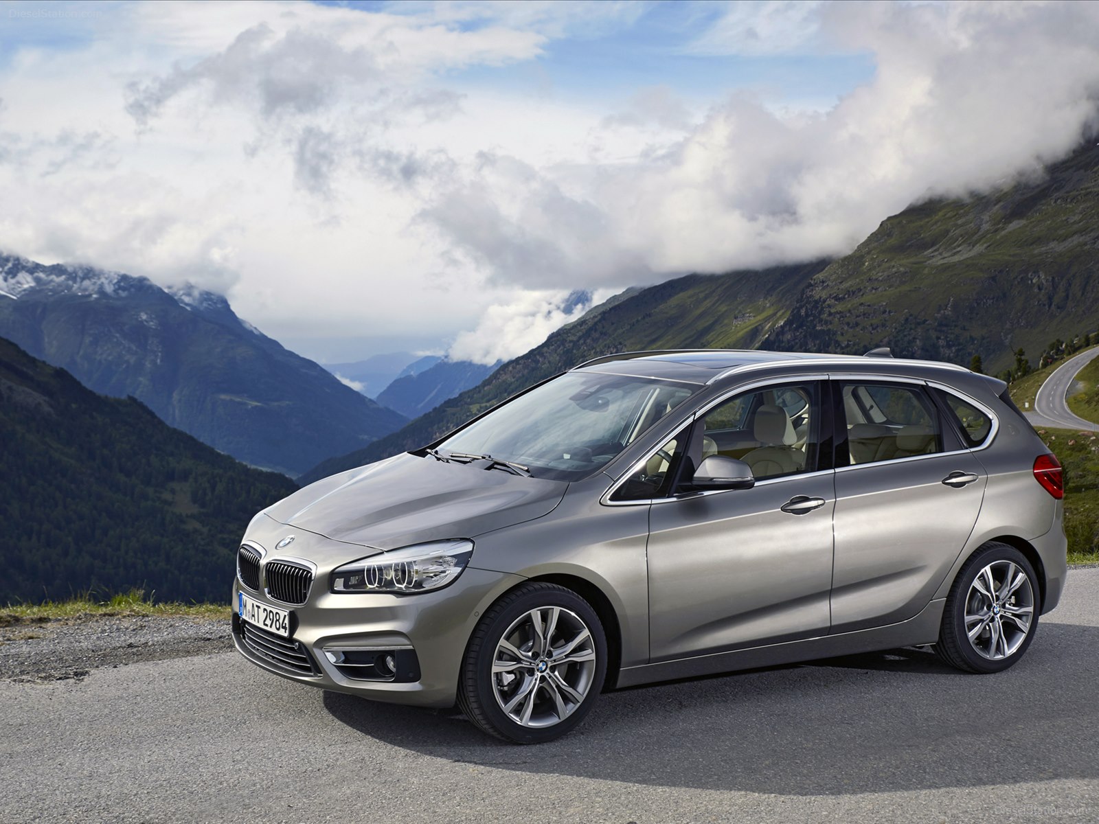 BMW 2-Series Active Tourer 2015