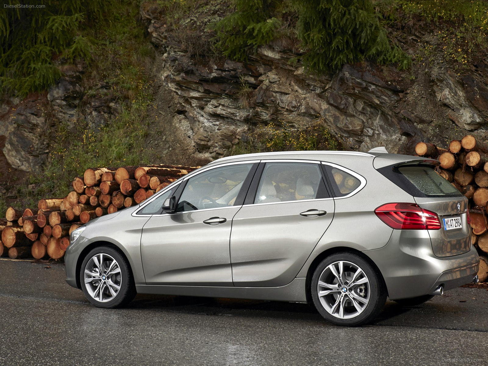 BMW 2-Series Active Tourer 2015