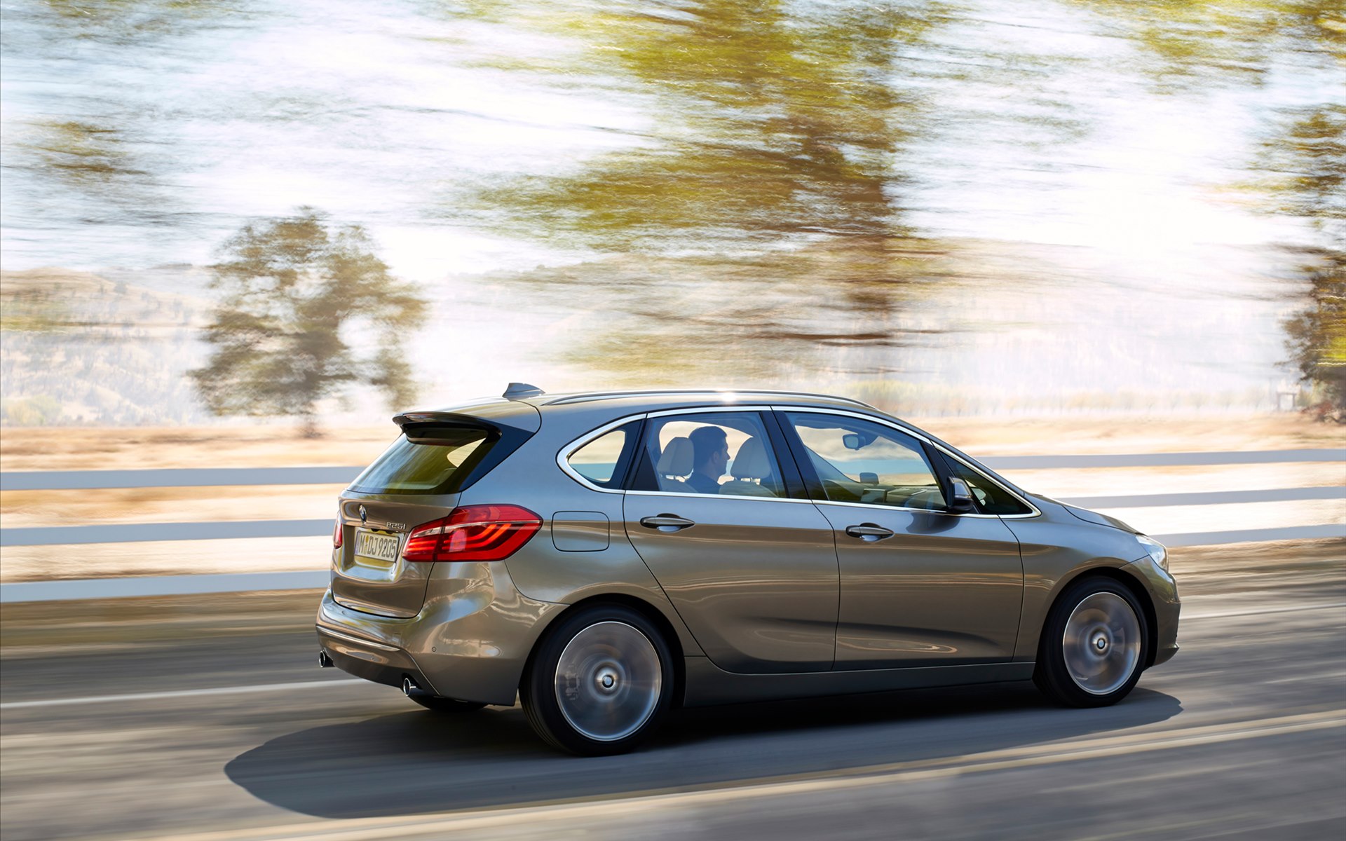 BMW 2-Series Active Tourer 2015