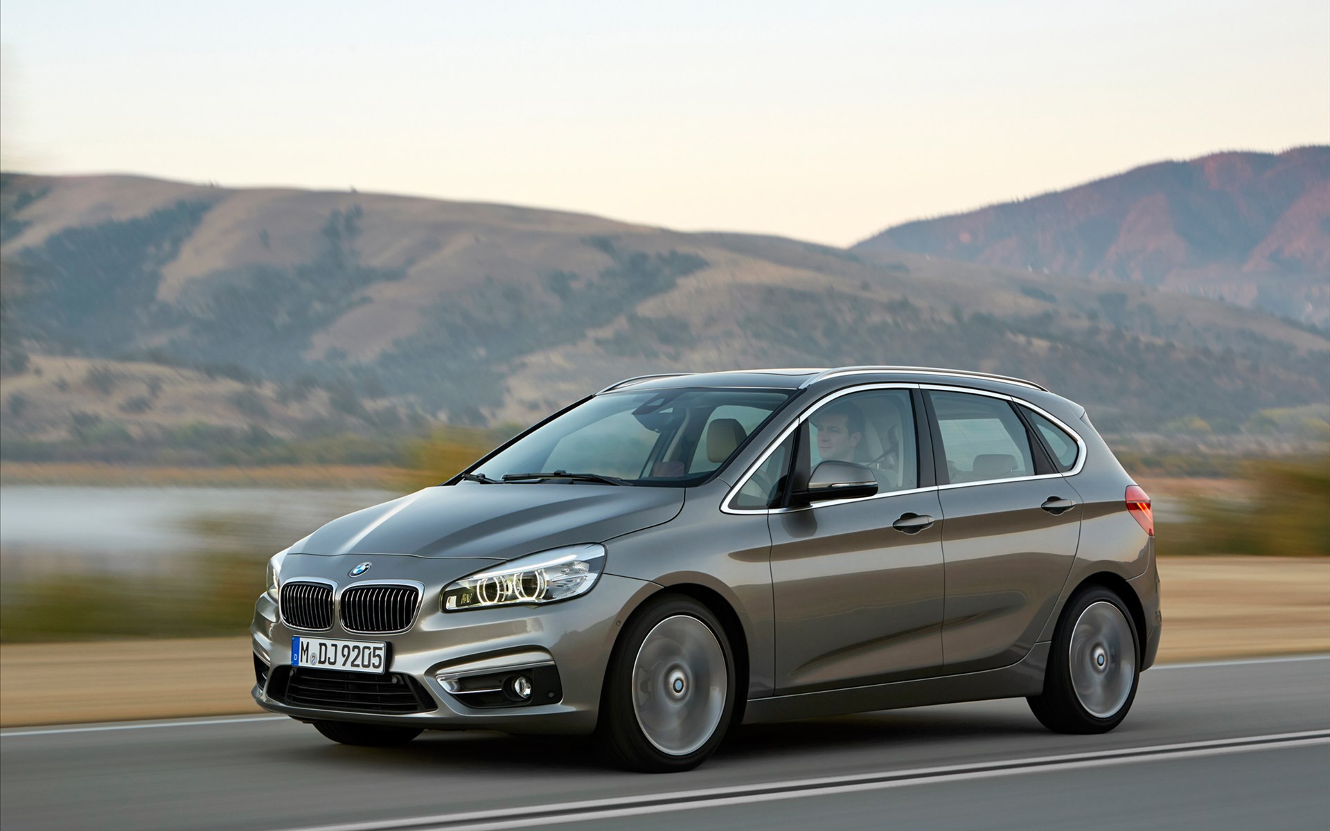 BMW 2-Series Active Tourer 2015