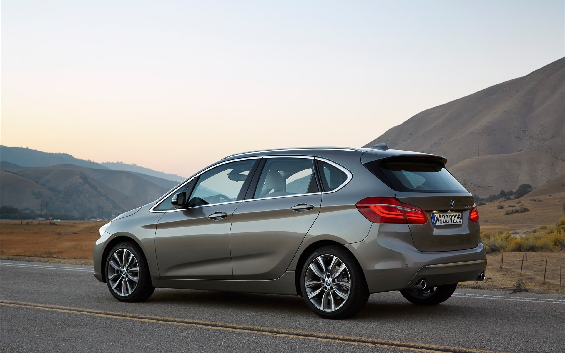 BMW 2-Series Active Tourer 2015