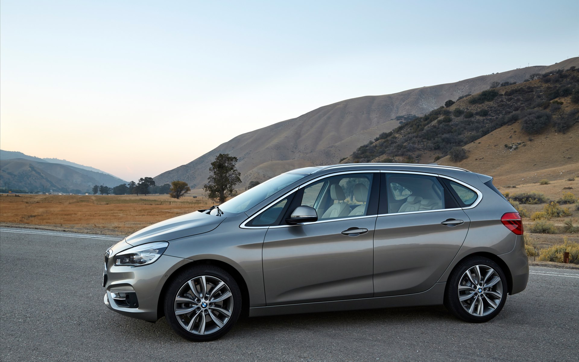 BMW 2-Series Active Tourer 2015