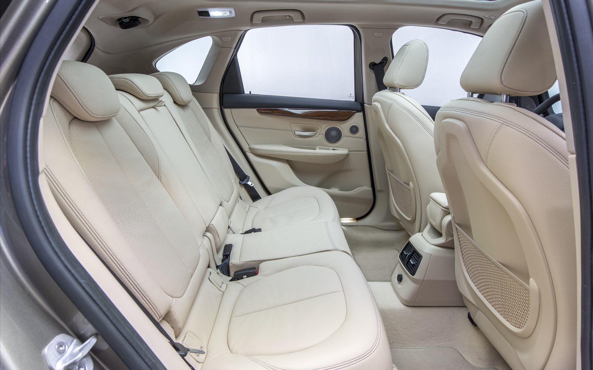 BMW 2-Series Active Tourer 2015