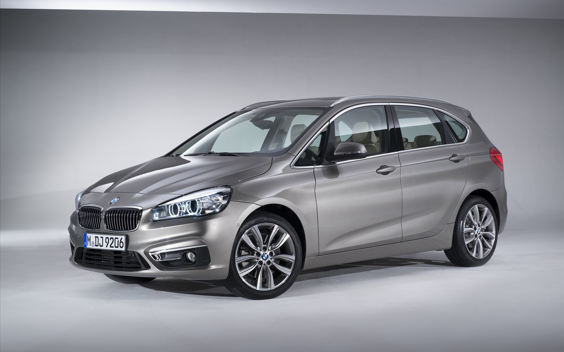 BMW 2-Series Active Tourer 2015