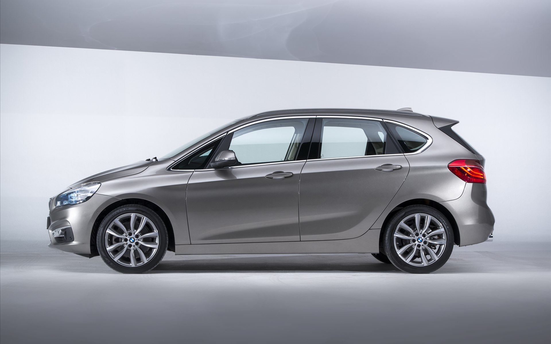 BMW 2-Series Active Tourer 2015