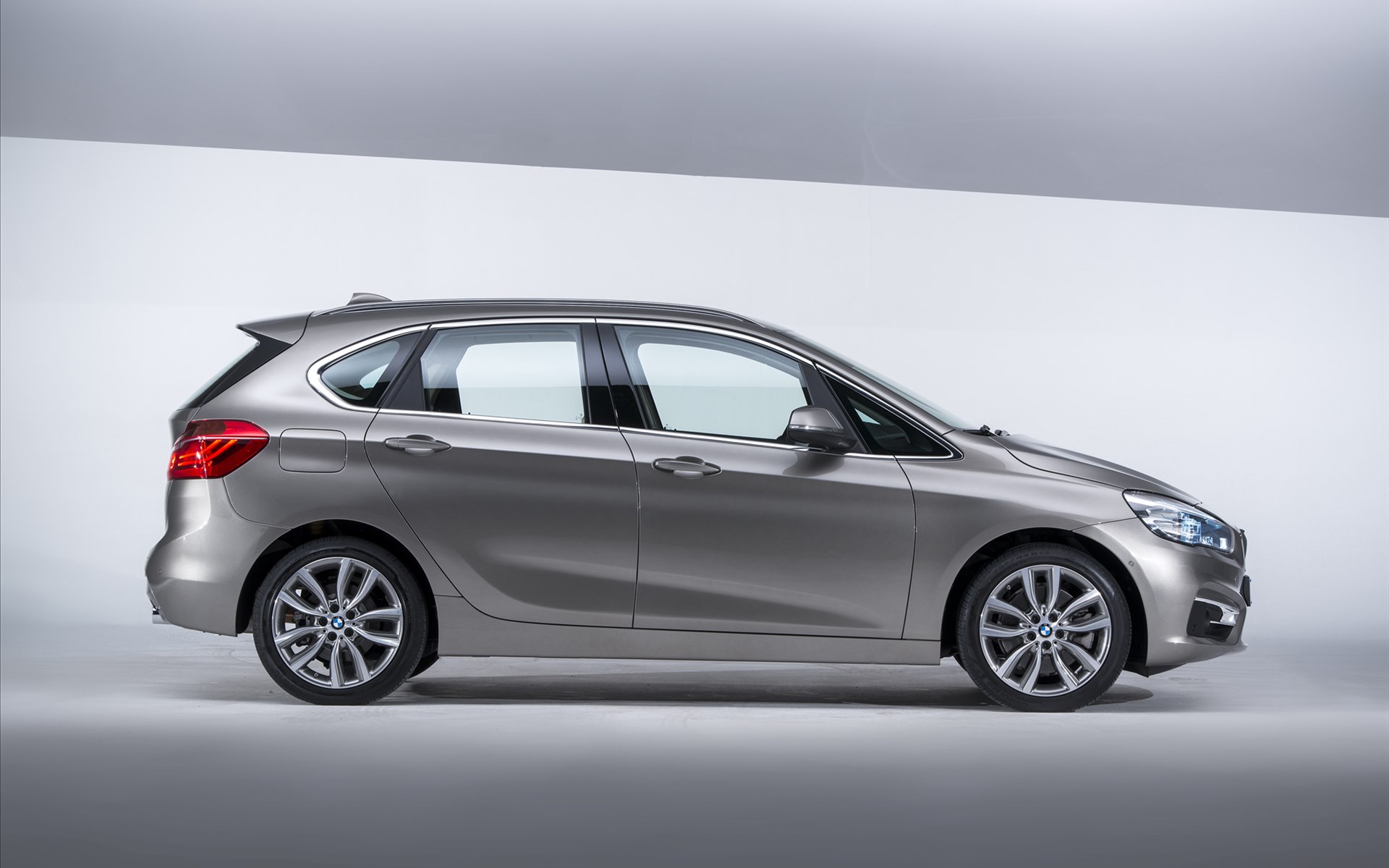 BMW 2-Series Active Tourer 2015
