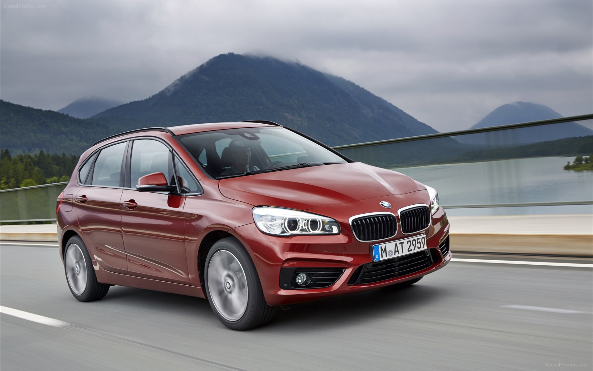 BMW 2-Series Active Tourer 2015