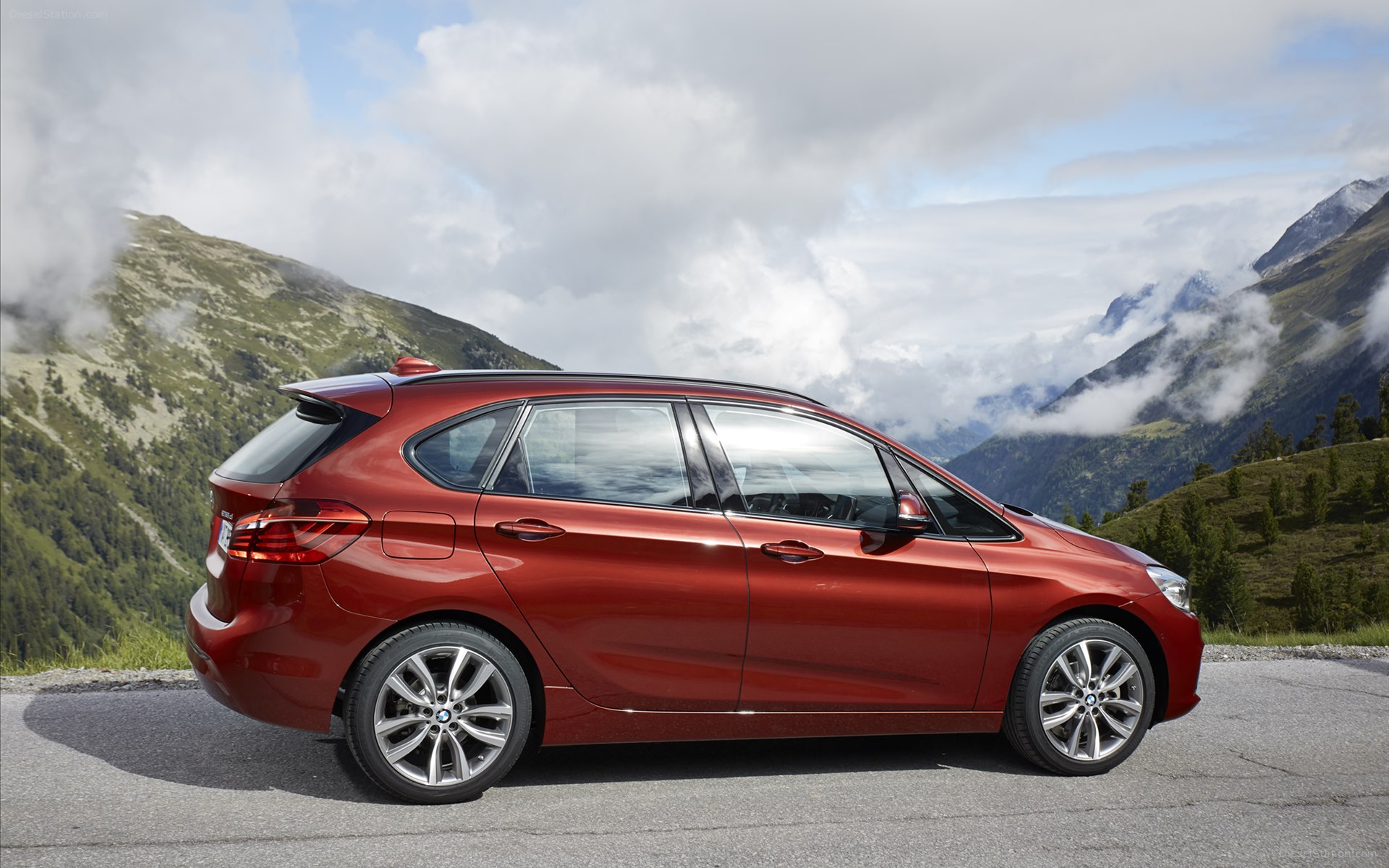 BMW 2-Series Active Tourer 2015