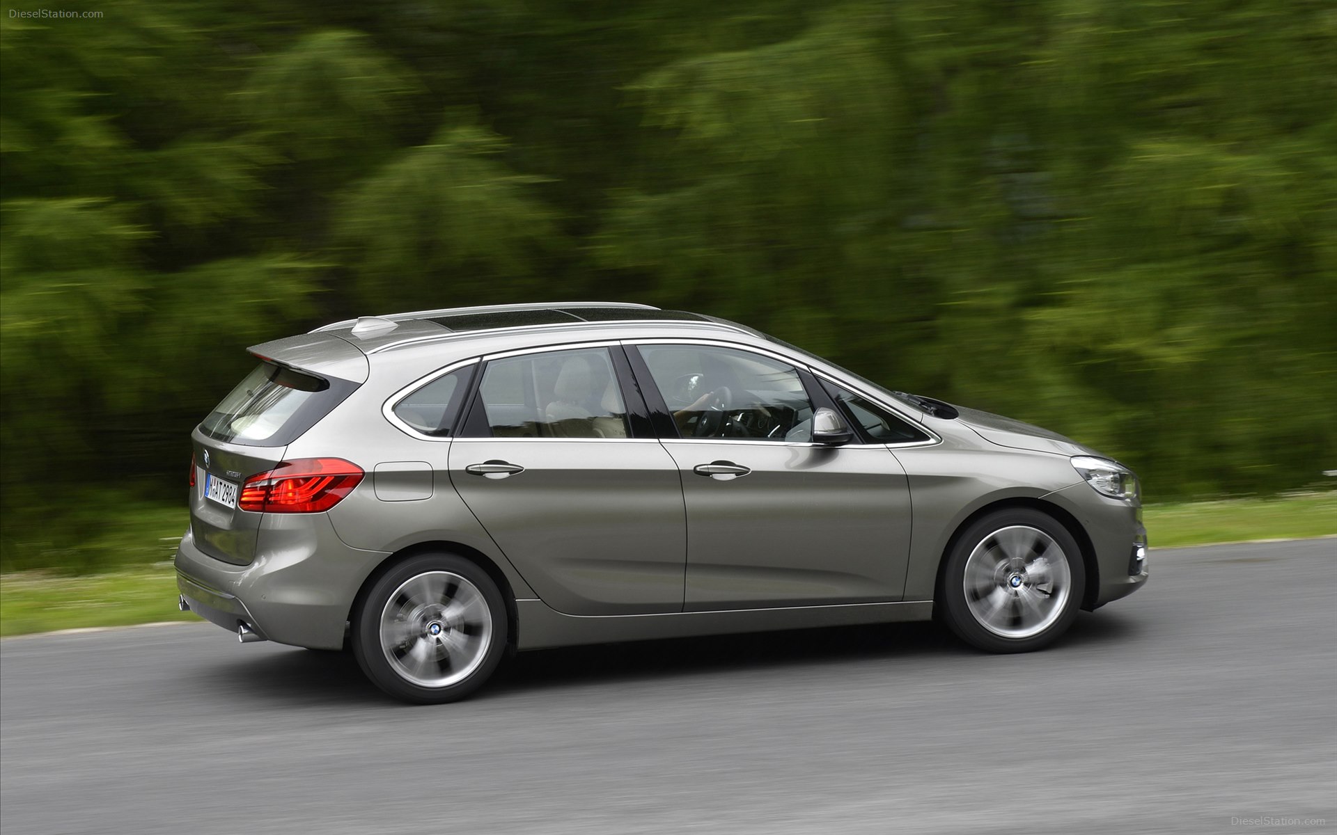 BMW 2-Series Active Tourer 2015