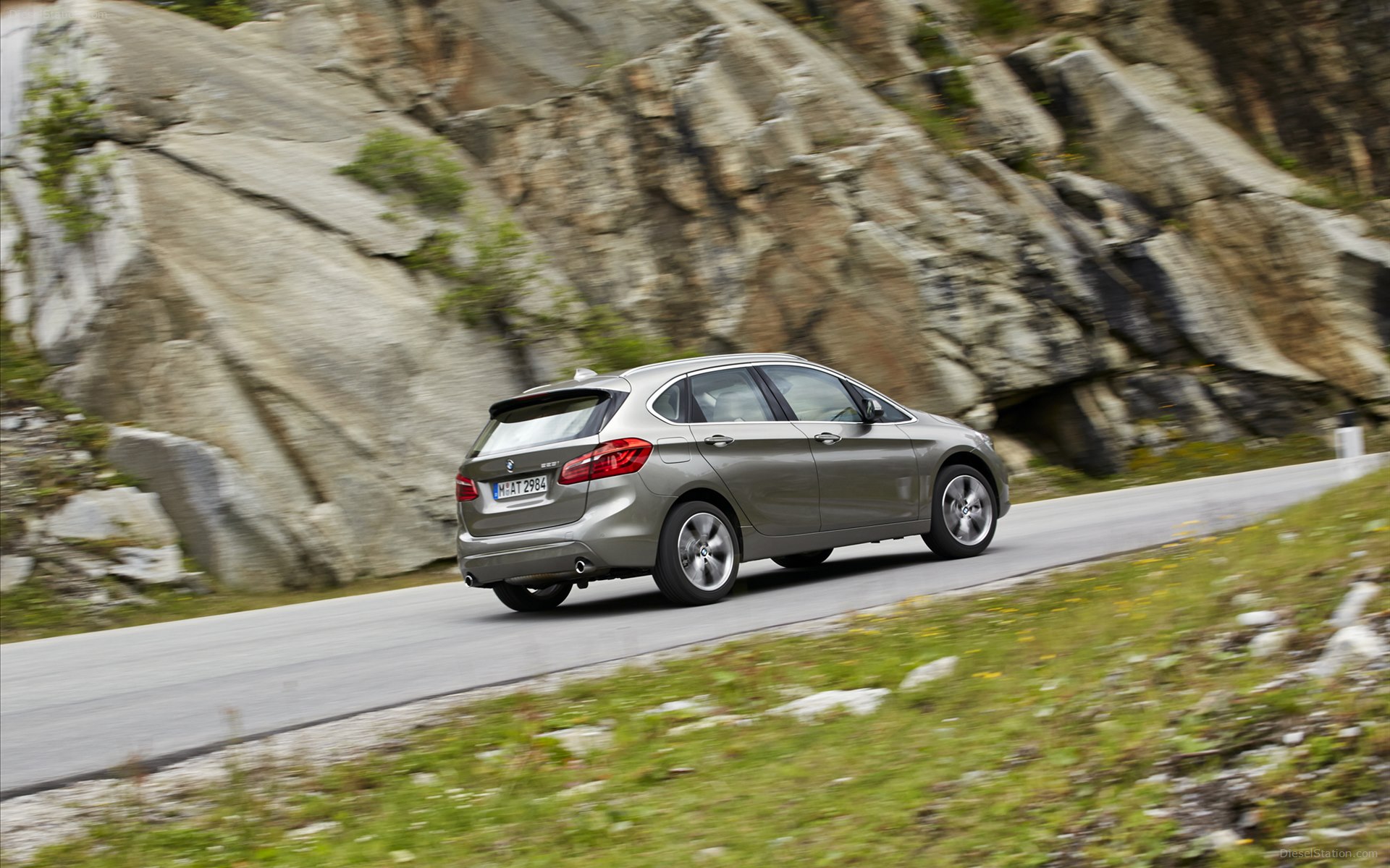 BMW 2-Series Active Tourer 2015