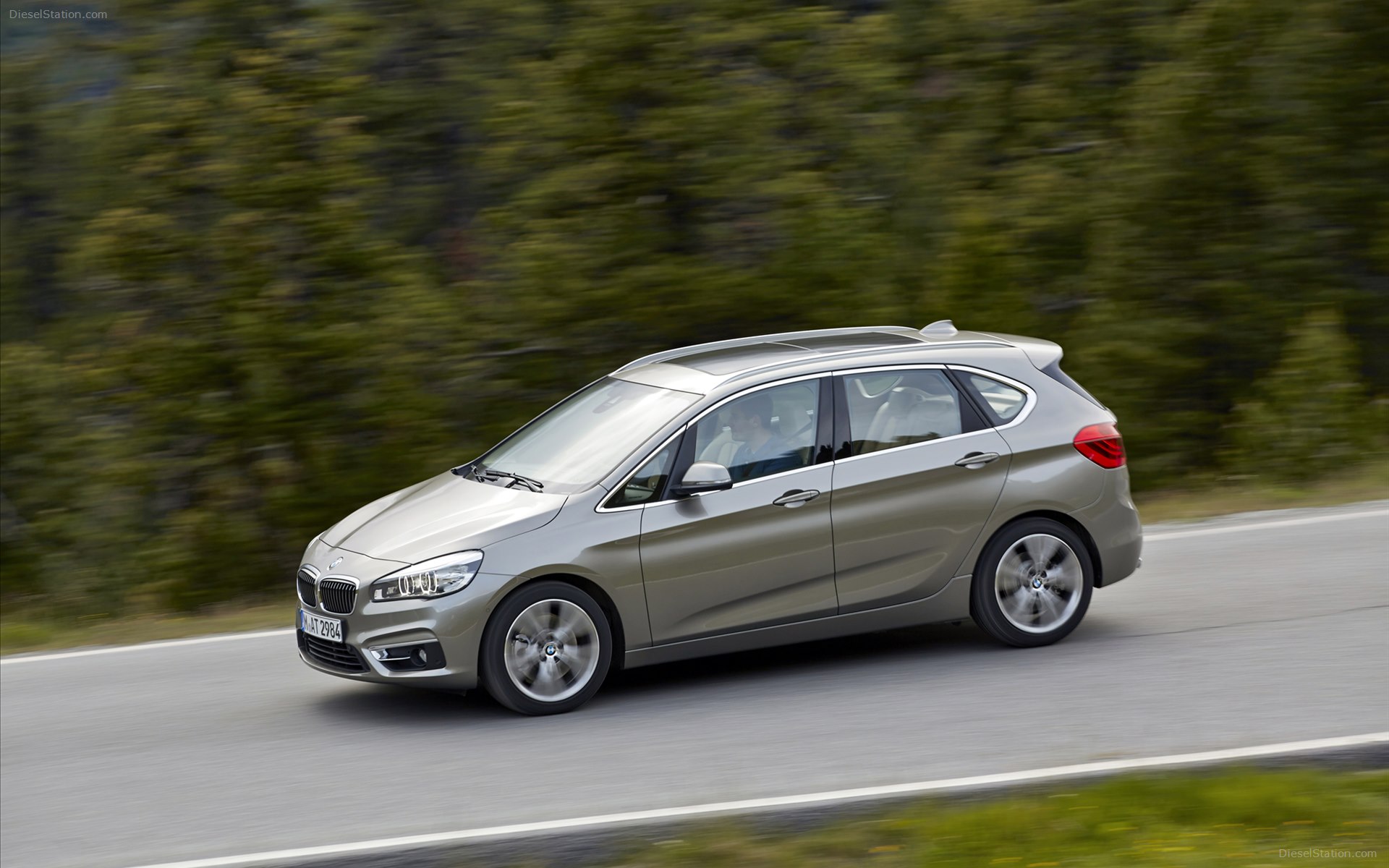 BMW 2-Series Active Tourer 2015