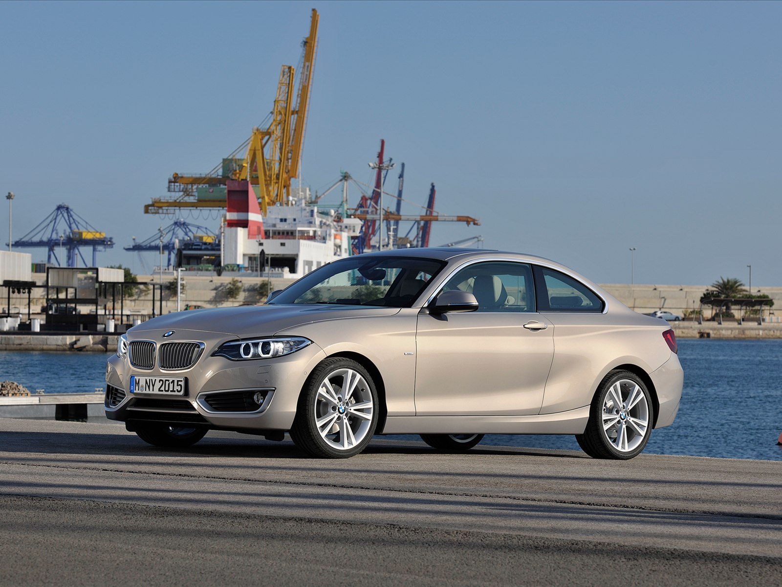 BMW 2-Series Coupe 2014