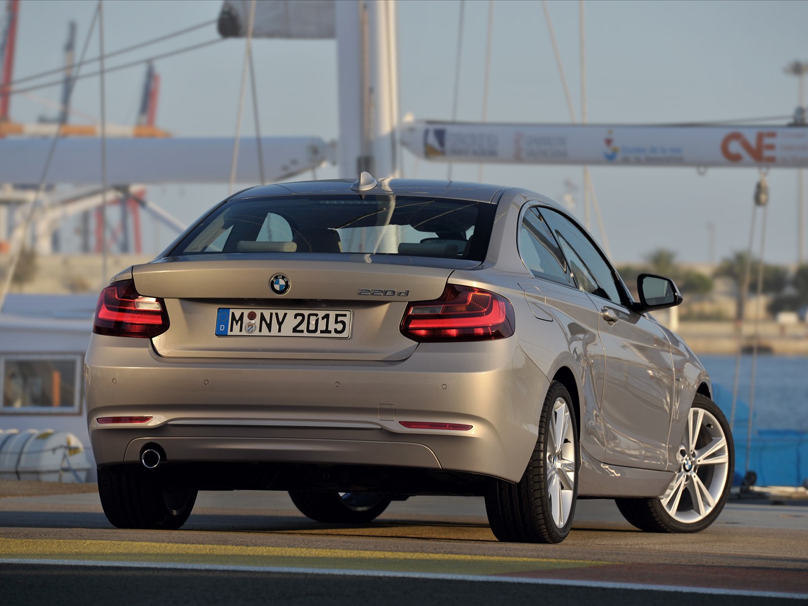 BMW 2-Series Coupe 2014
