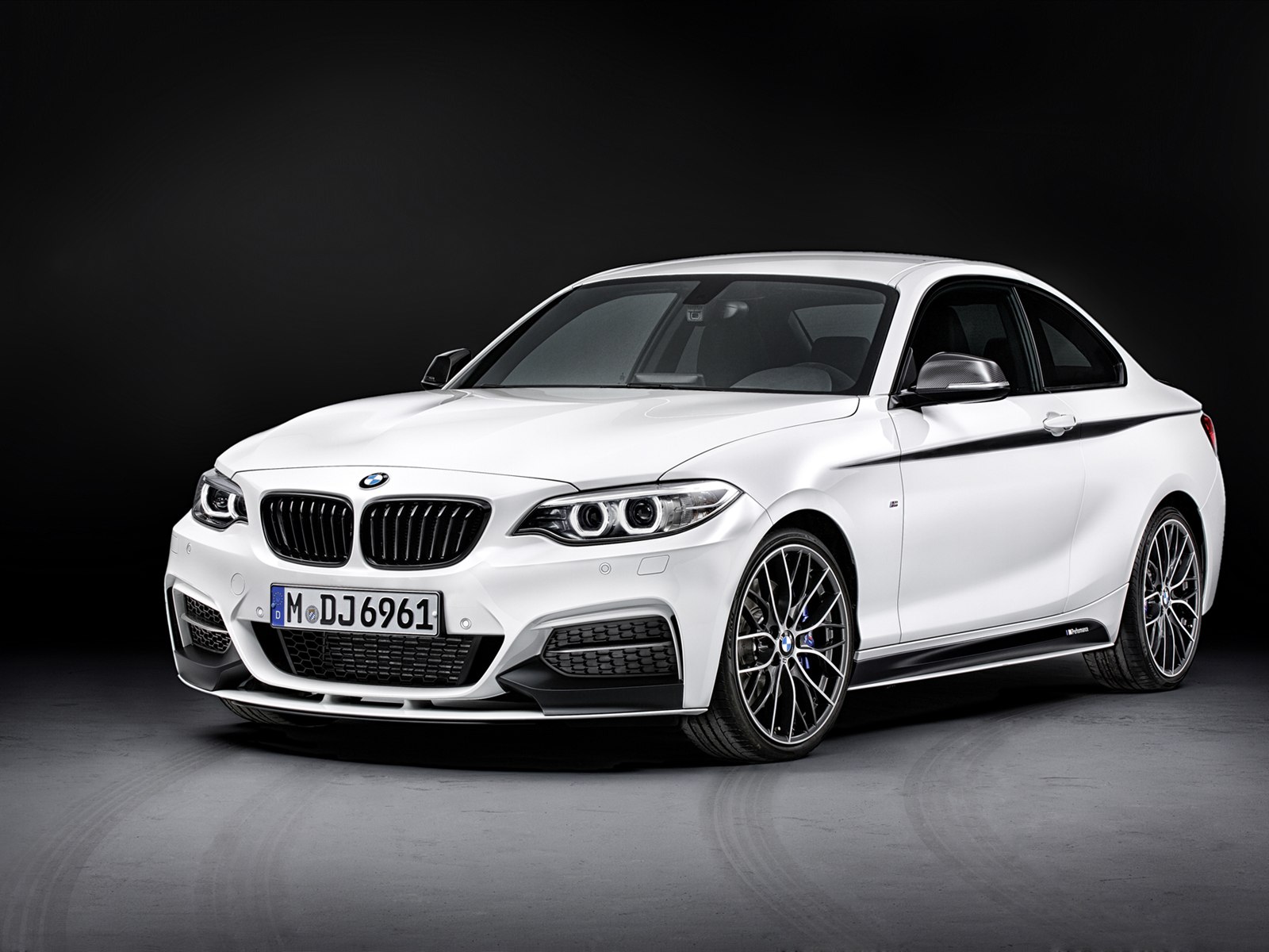 BMW 2-Series Coupe with M Performance Parts 2014 BMW 2-Series Coupe with M Performance Parts 2014
