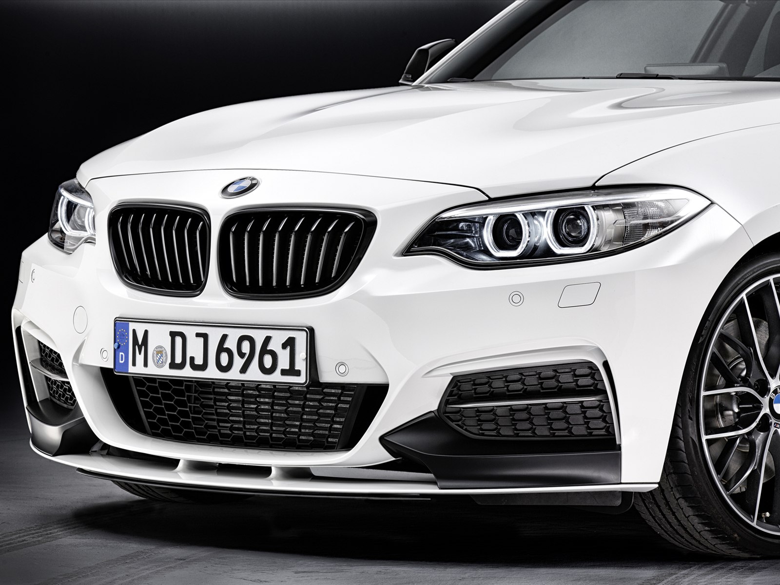 BMW 2-Series Coupe with M Performance Parts 2014