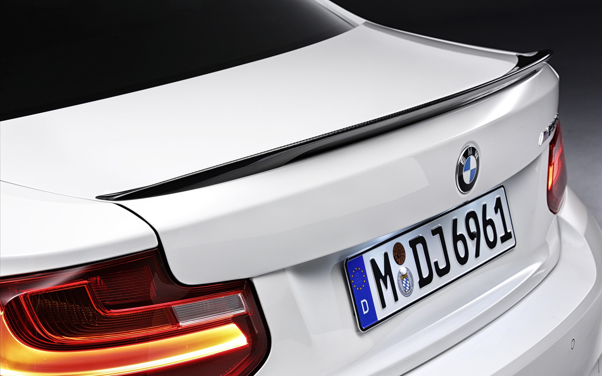 BMW 2-Series Coupe with M Performance Parts 2014 BMW 2-Series Coupe with M Performance Parts 2014