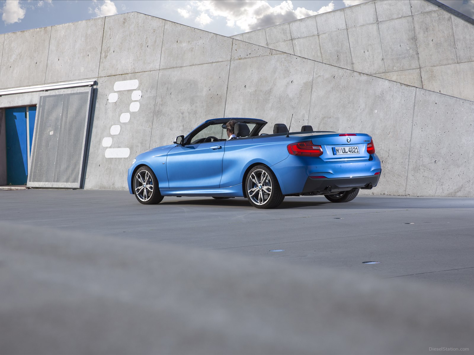 BMW M235i Convertible 2015