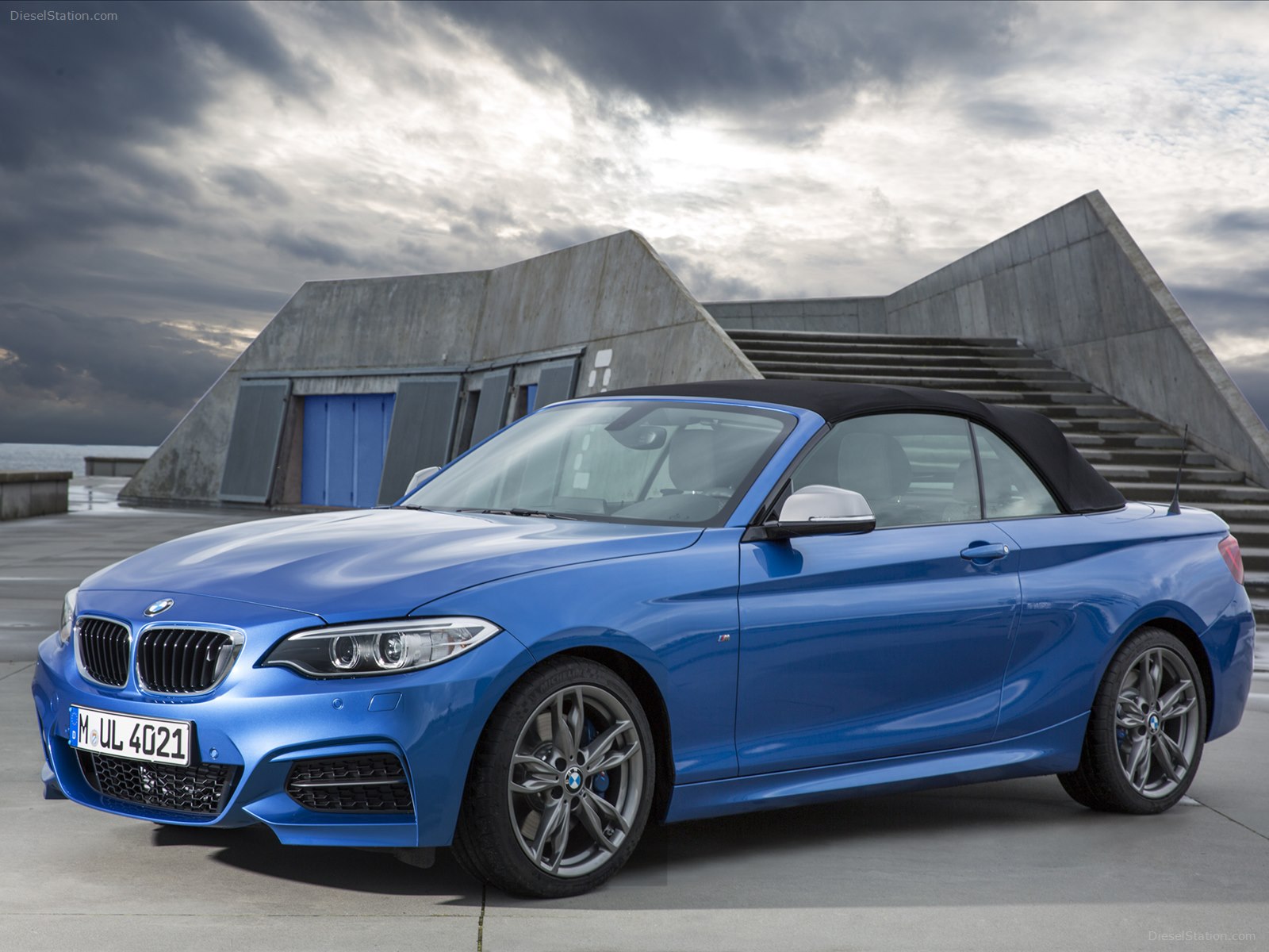 BMW M235i Convertible 2015