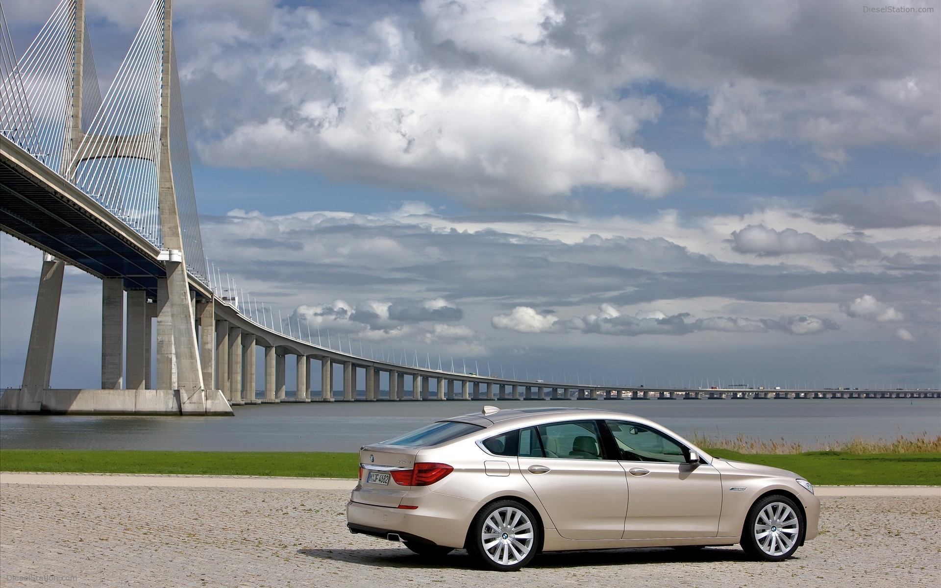2010 BMW 5 Series Gran Turismo