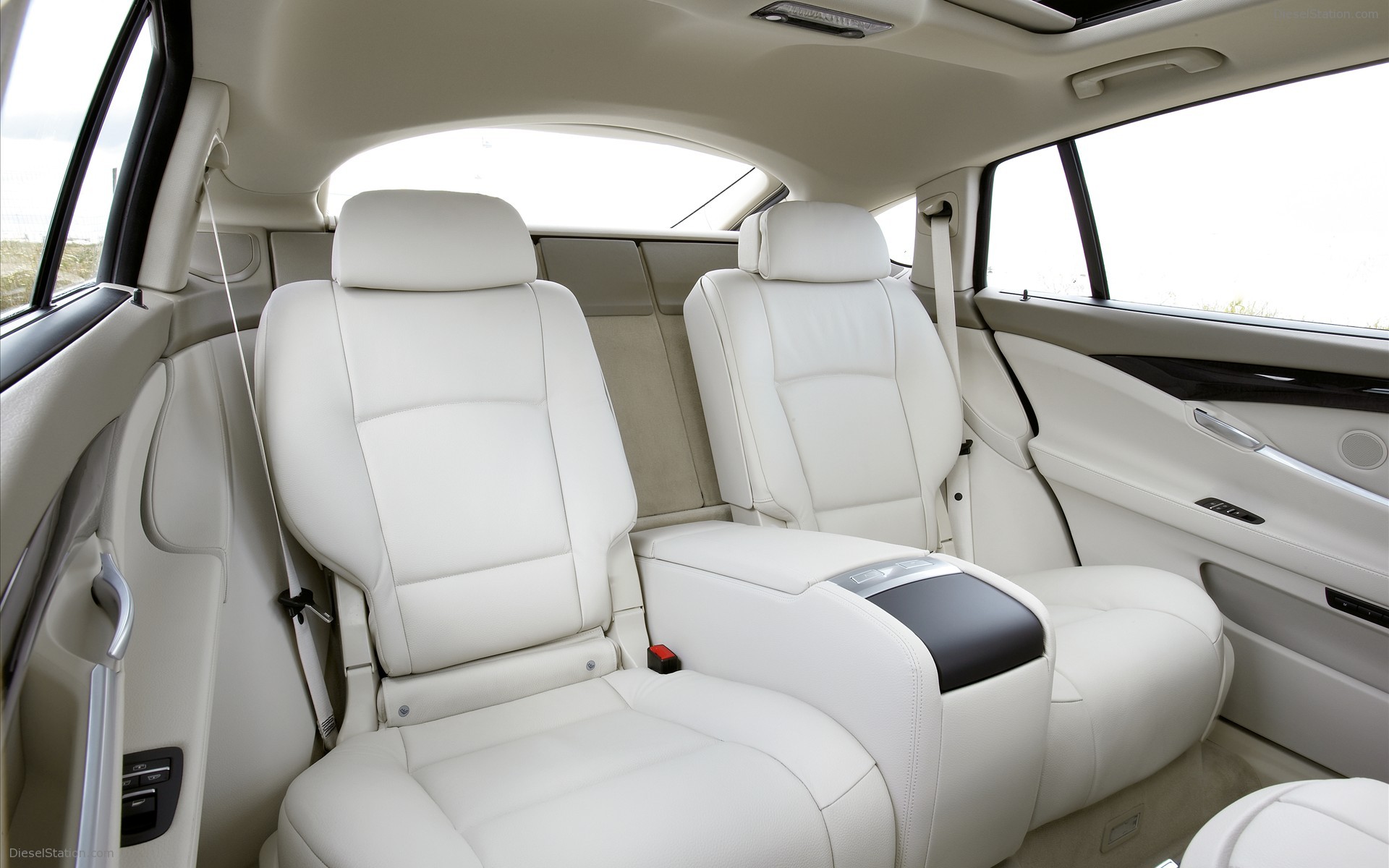 2010 BMW 5 Series Gran Turismo