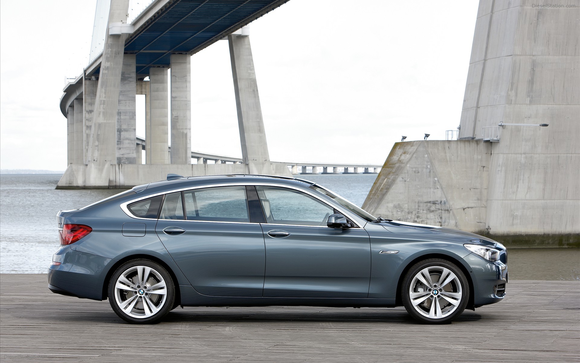 2010 BMW 5 Series Gran Turismo
