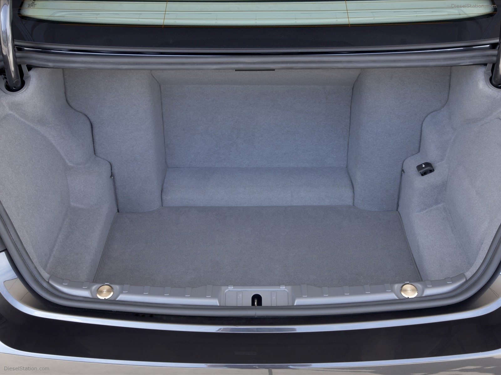 2010 BMW 7-Series High Security