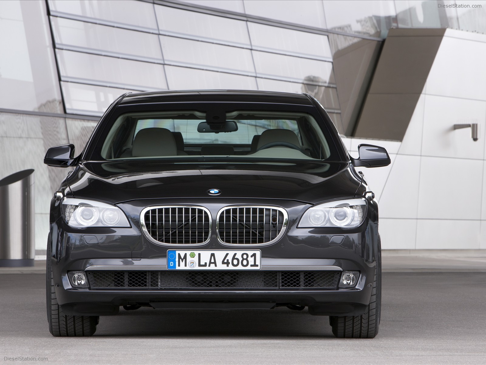 2010 BMW 7-Series High Security