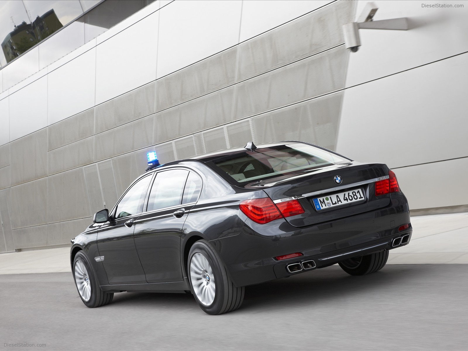2010 BMW 7-Series High Security