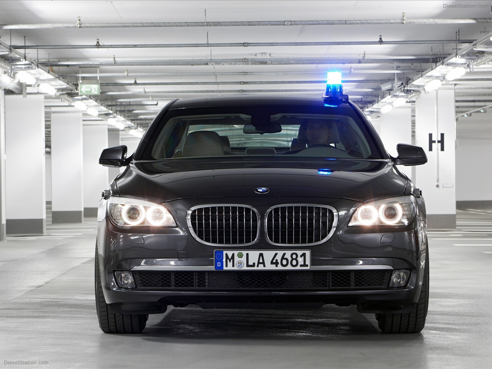 2010 BMW 7-Series High Security