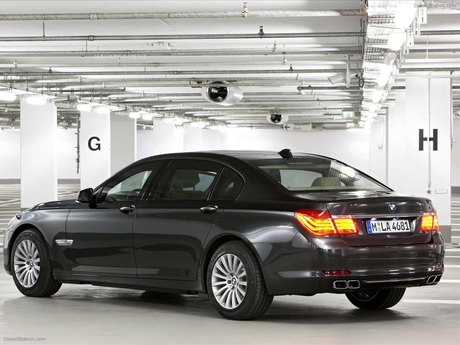 2010 BMW 7-Series High Security