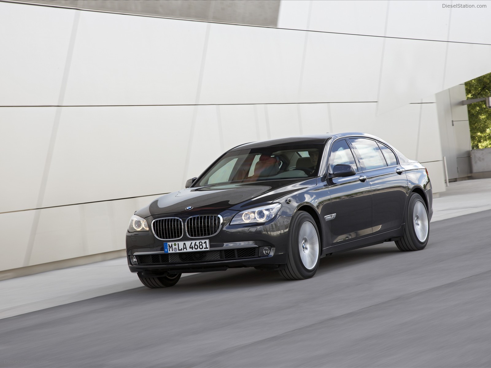 2010 BMW 7-Series High Security