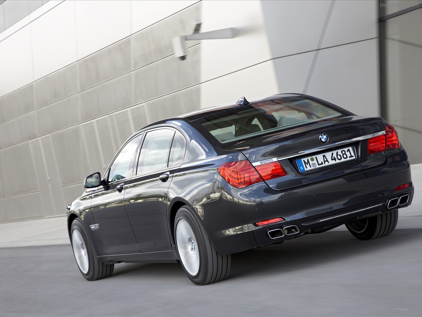2010 BMW 7-Series High Security
