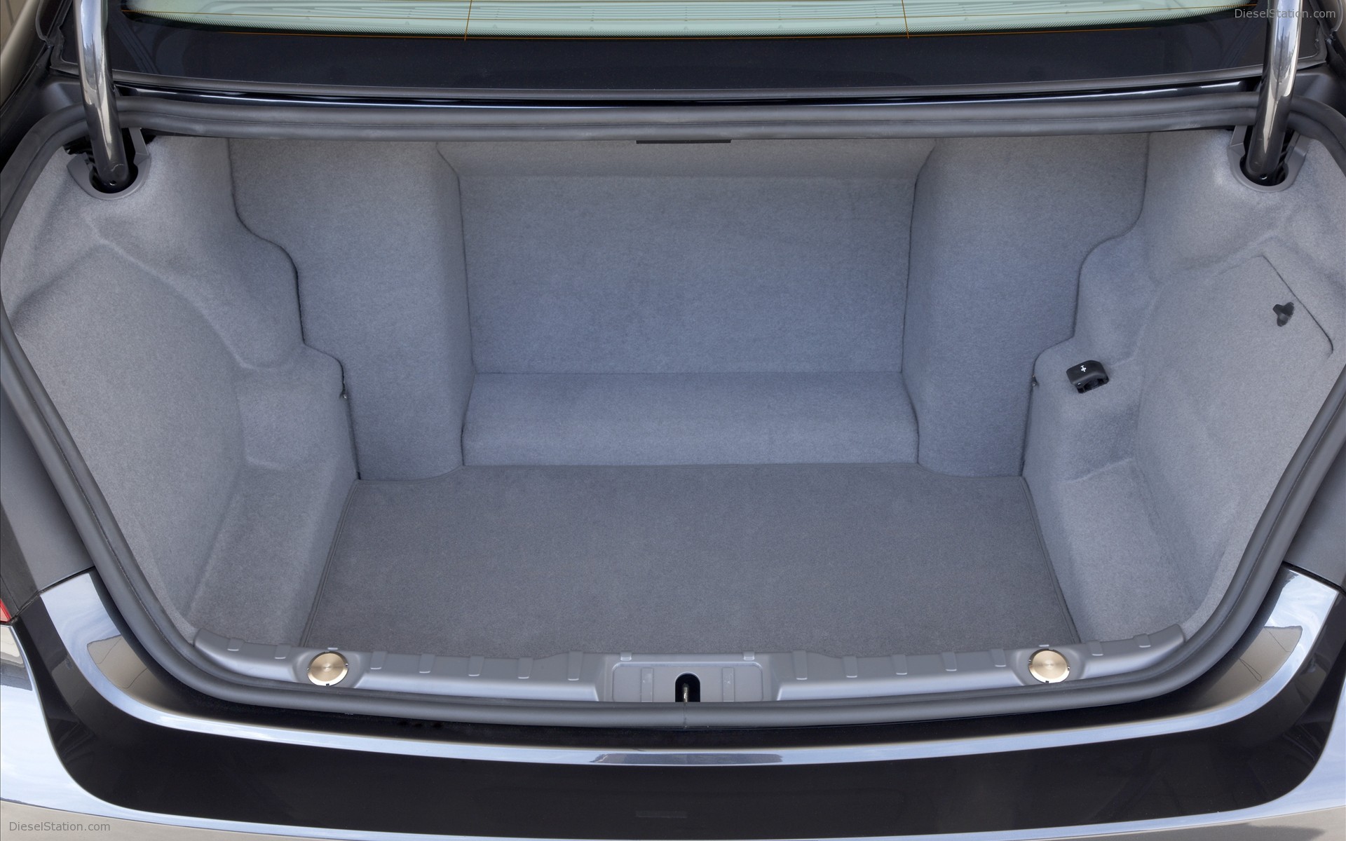 2010 BMW 7-Series High Security