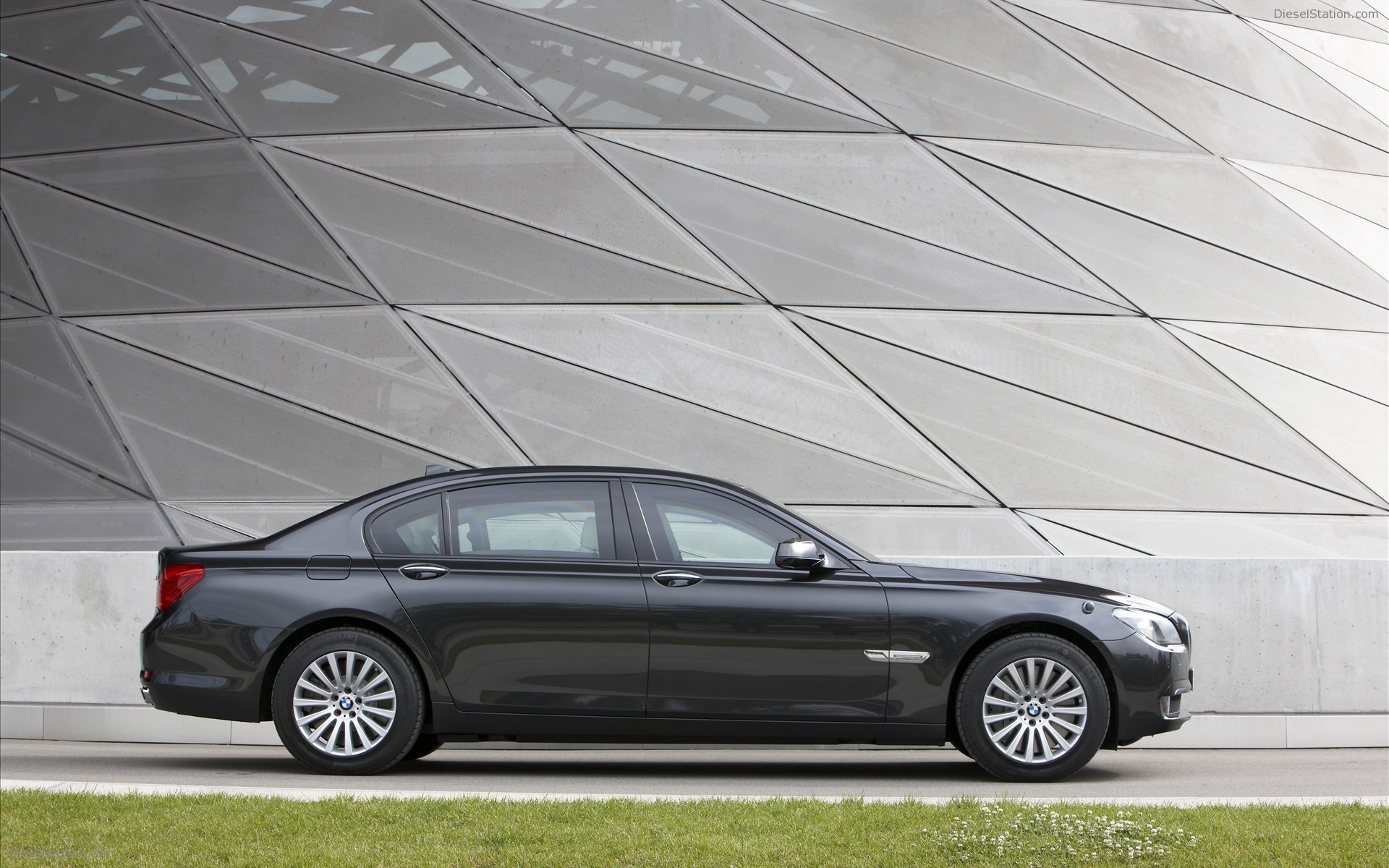 2010 BMW 7-Series High Security