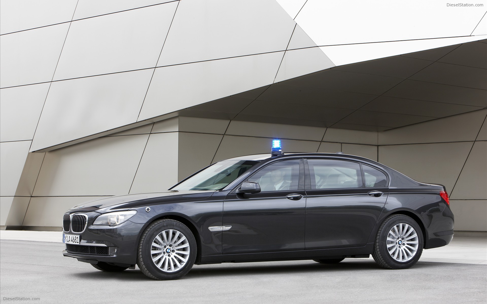 2010 BMW 7-Series High Security