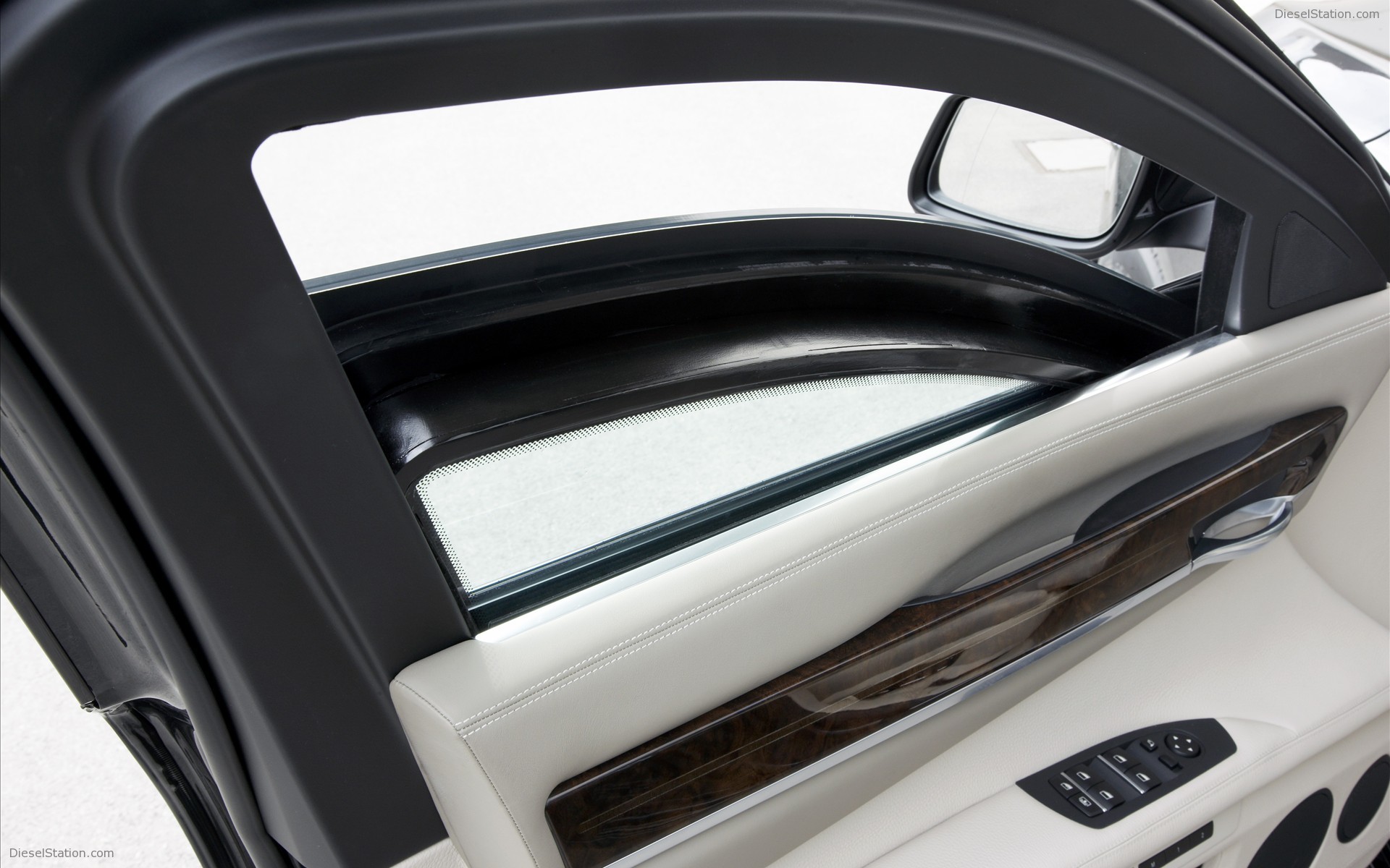 2010 BMW 7-Series High Security