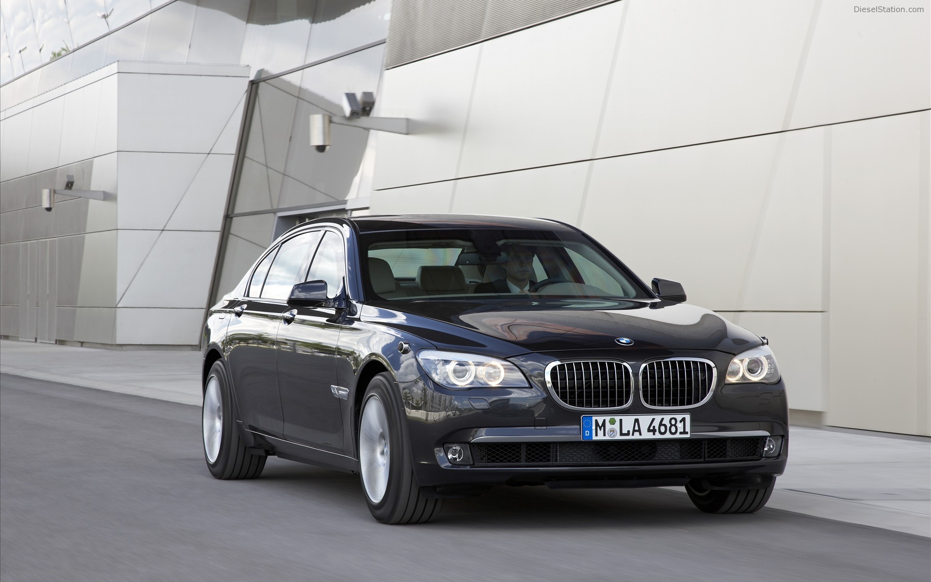 2010 BMW 7-Series High Security