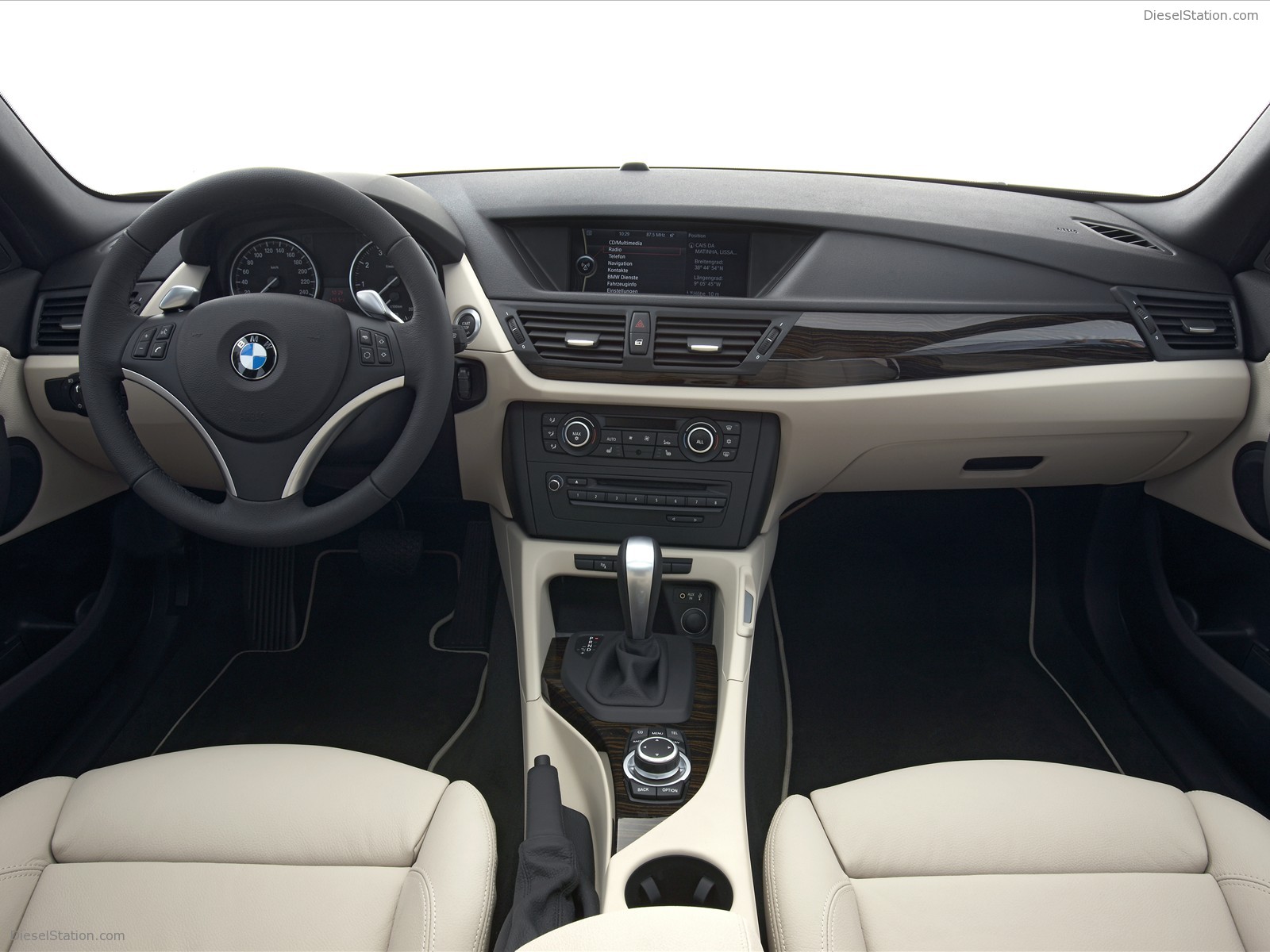 2010 BMW X1