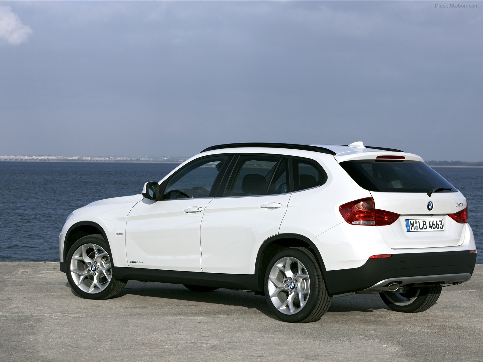 2010 BMW X1