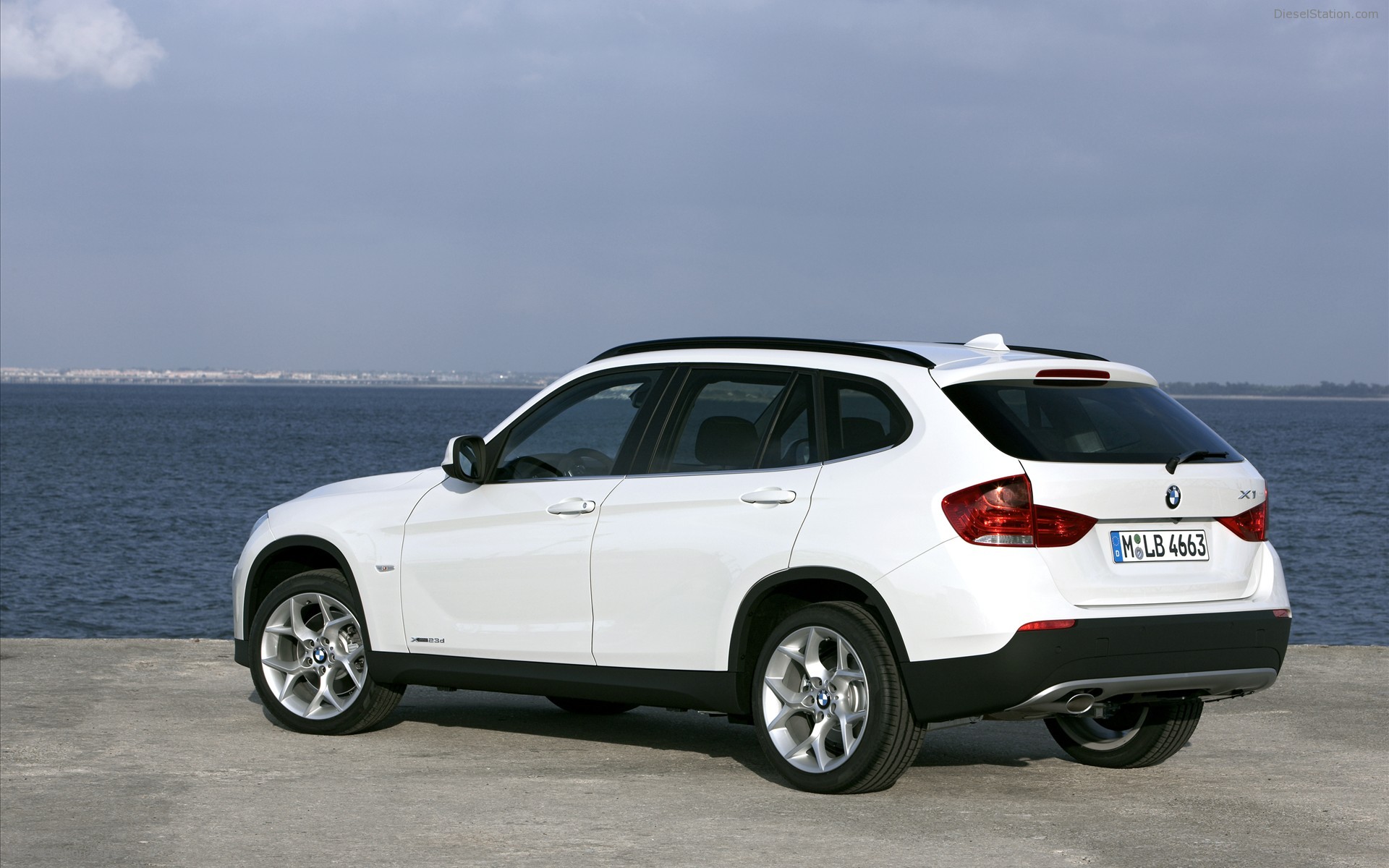 2010 BMW X1