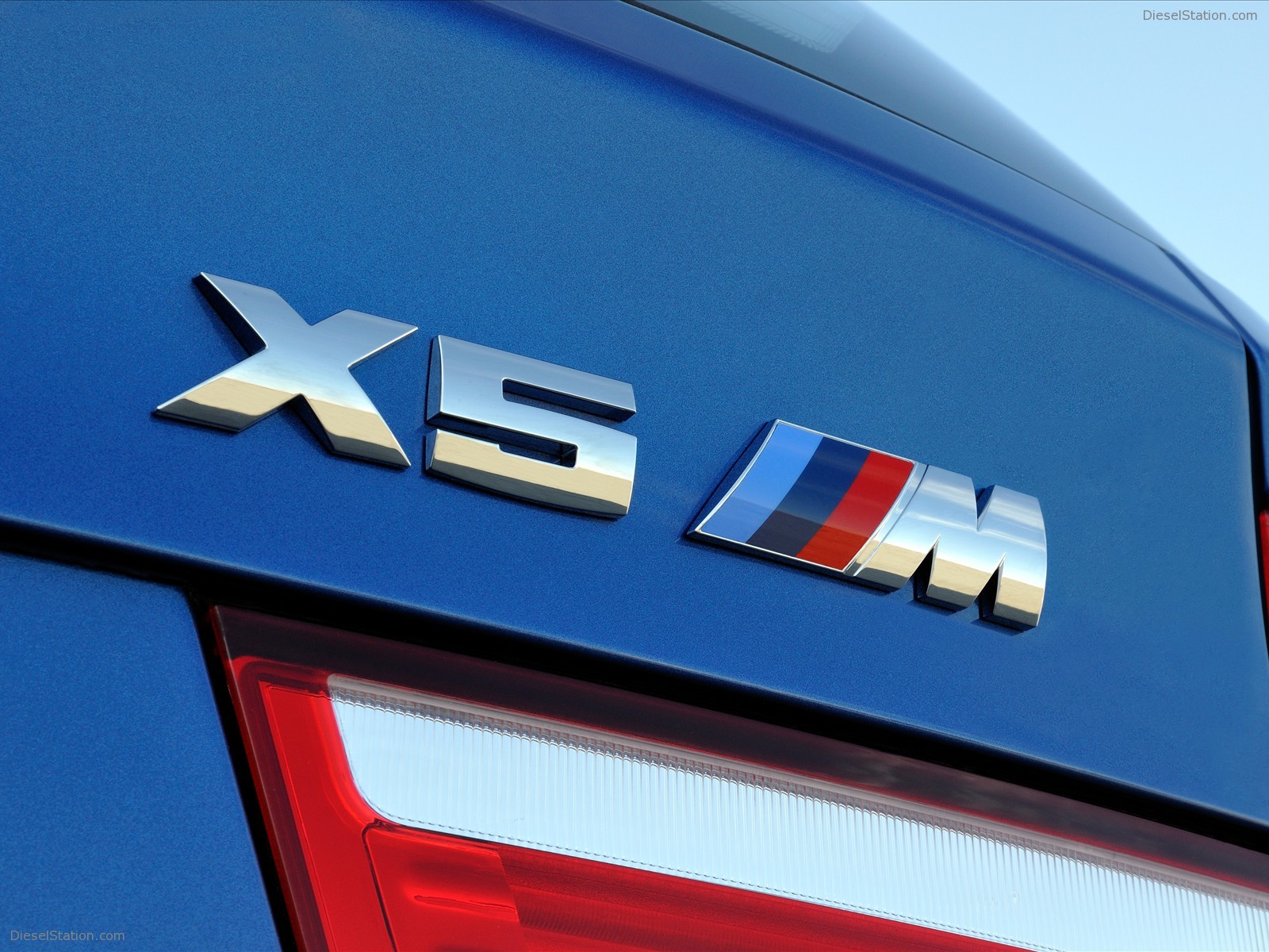 2010 BMW X5 M
