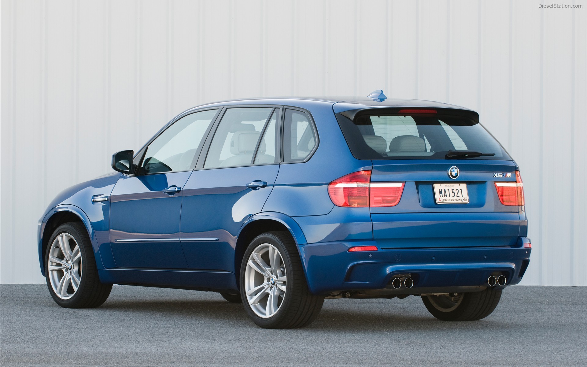 2010 BMW X5 M