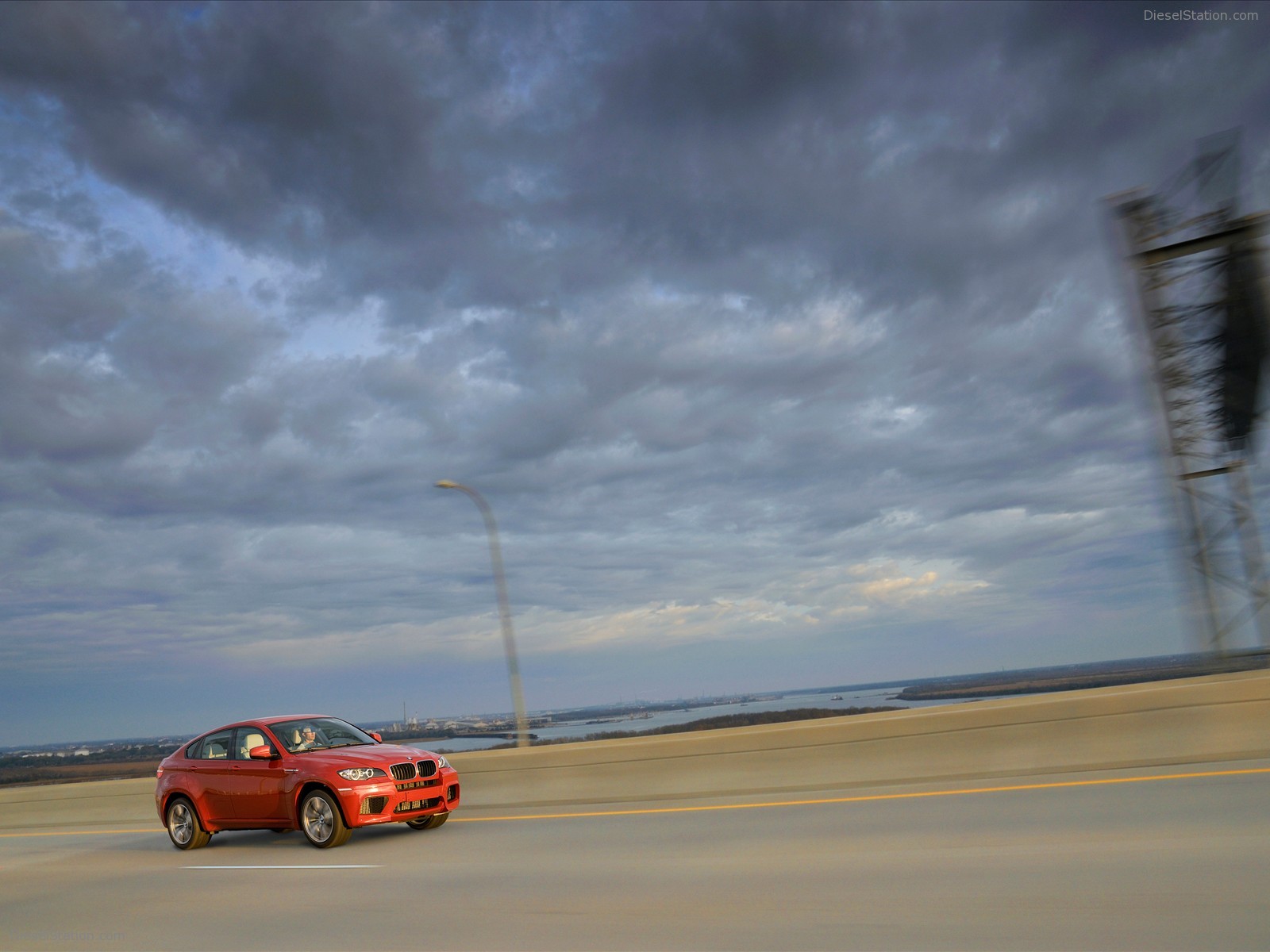 2010 BMW X6 M