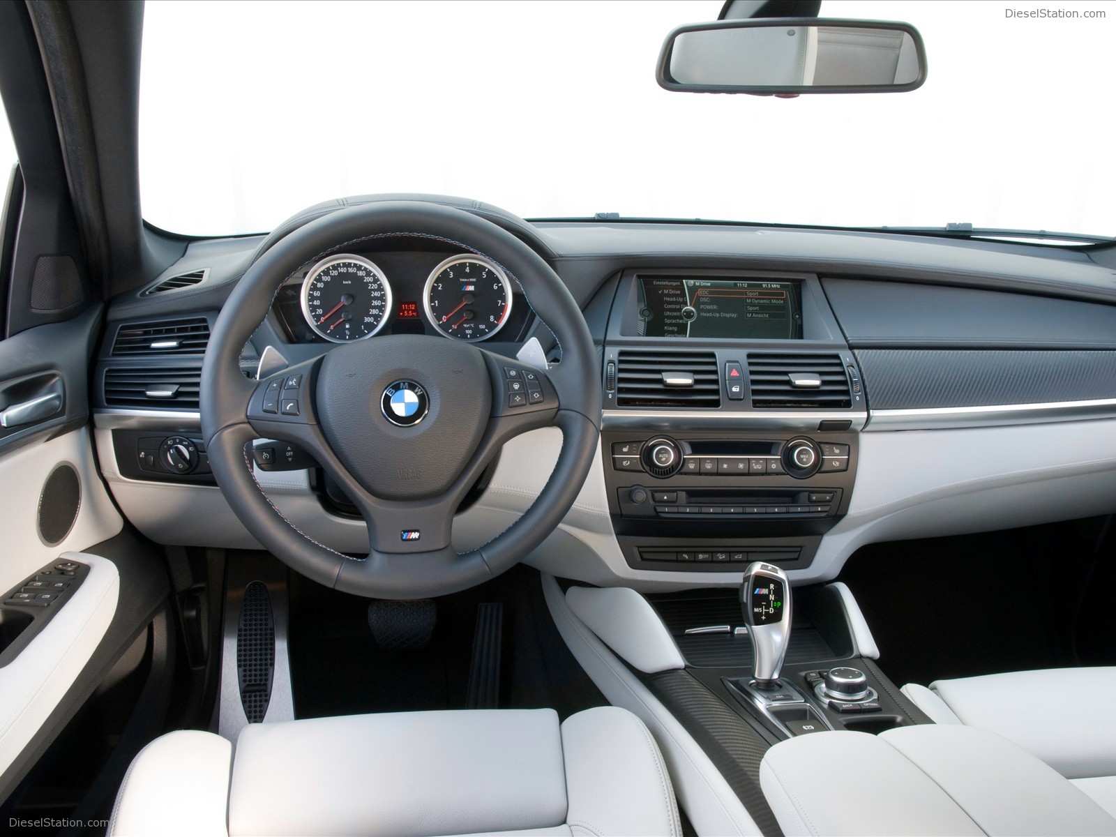 2010 BMW X6 M
