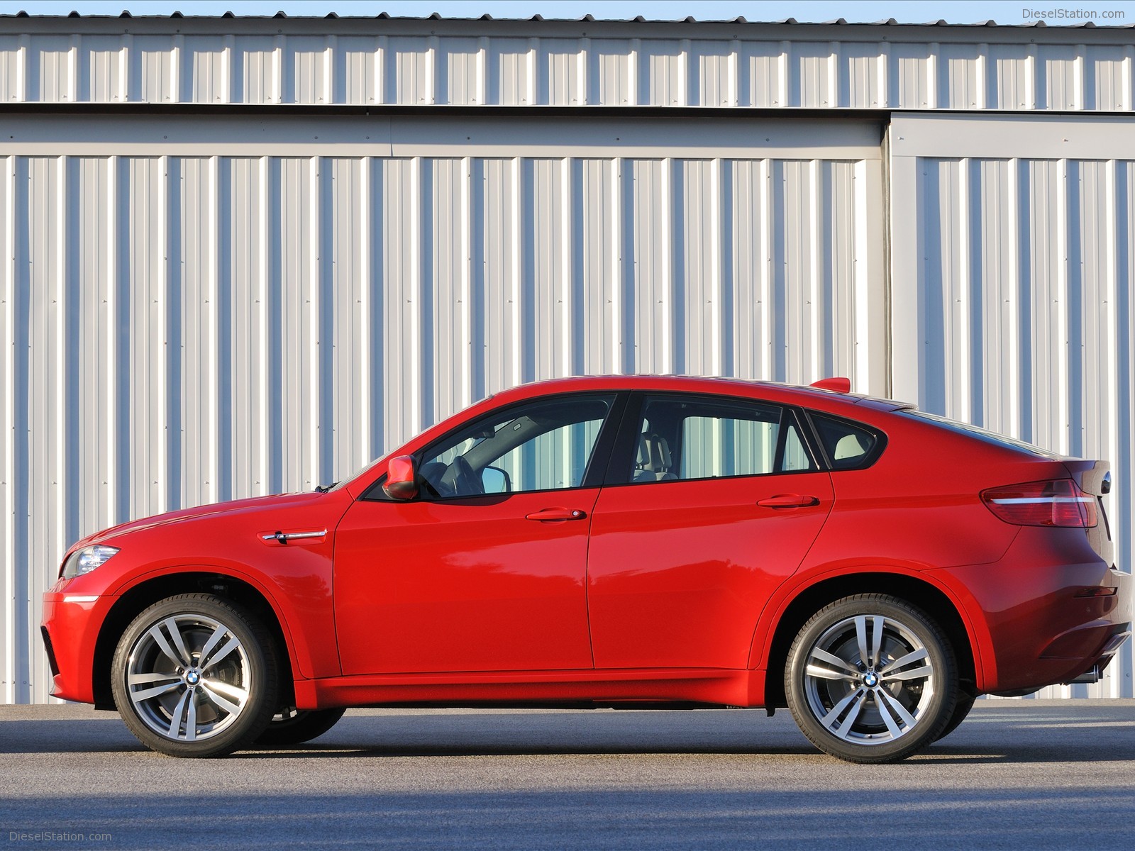 2010 BMW X6 M