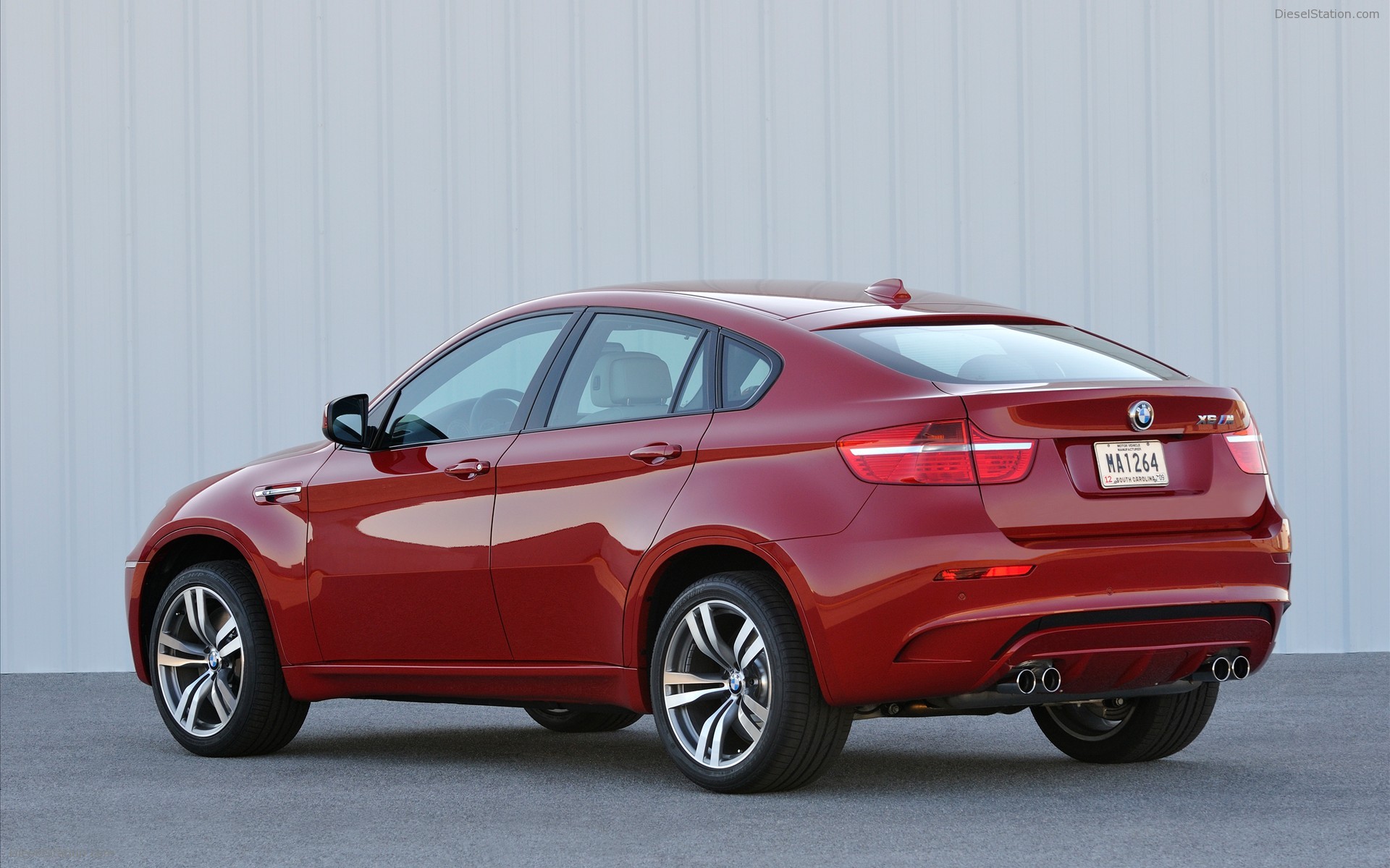 2010 BMW X6 M
